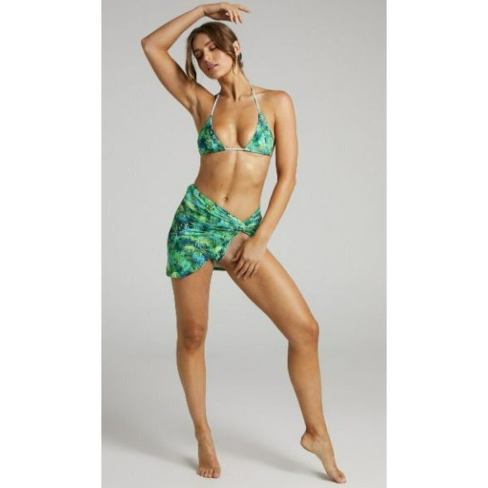 VDM The Label Kylie‎ Skirt Tropical Small Revolve - Picture 5 of 10